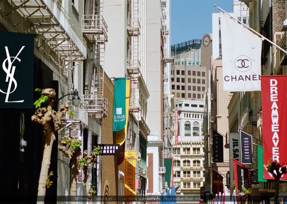 24 - FRENCH MAIDEN LANE - USA - San Francisco - mai 2002