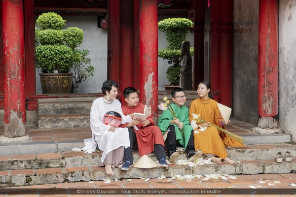 369 - JOIE FAMILIALE - VIETNAM - Hanoi - août 2022