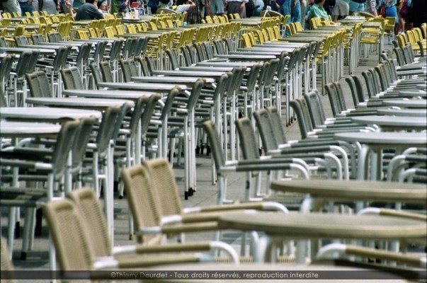 7 - SEDI DI CAFFE - ITALIE - Venise - juin 1994
